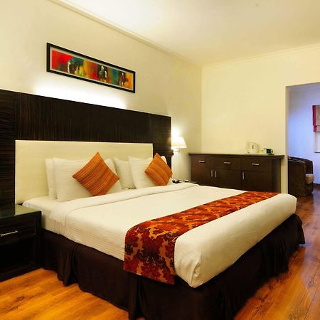 Hôtel Crossroads à Gurgaon Extérieur photo