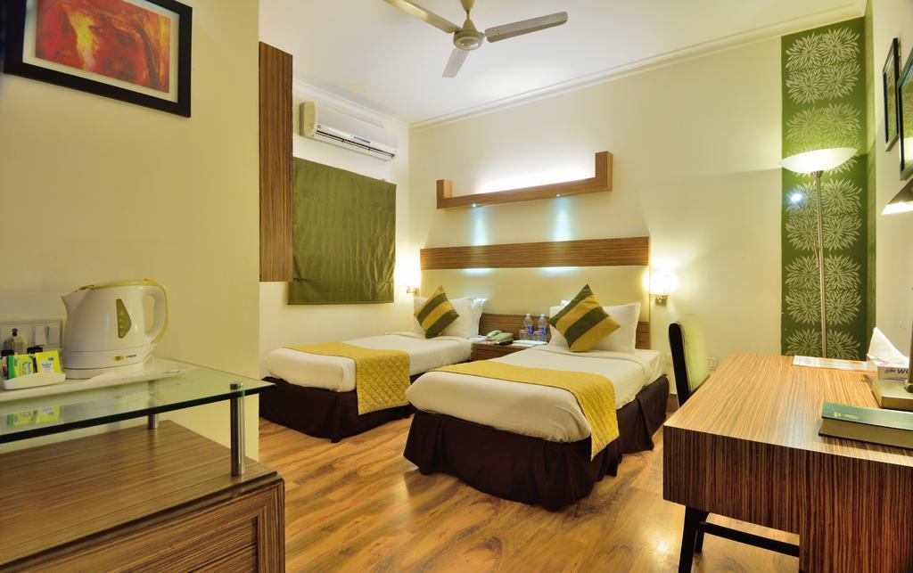 Hôtel Crossroads à Gurgaon Extérieur photo