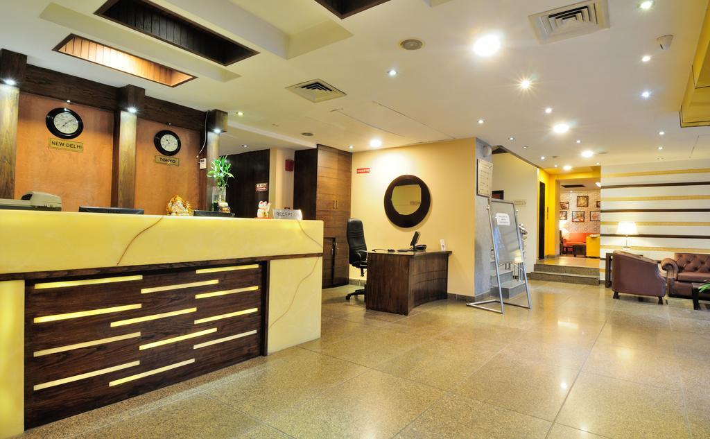 Hôtel Crossroads à Gurgaon Extérieur photo