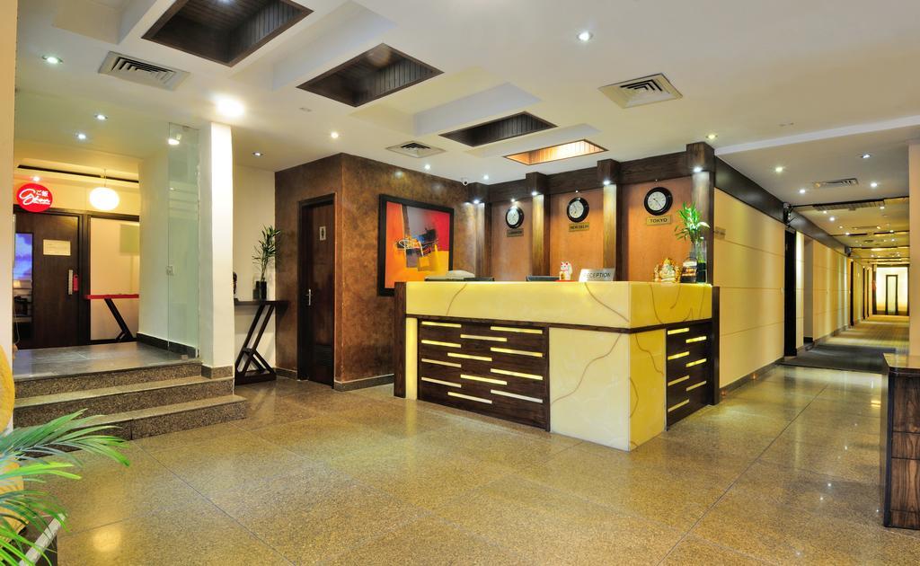 Hôtel Crossroads à Gurgaon Extérieur photo